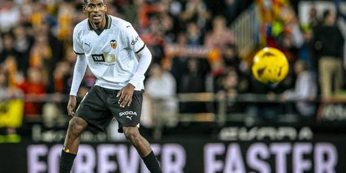 Arsenal in Active Negotiations to Sign Valencia's Rising Star Cristhian Mosquera | News