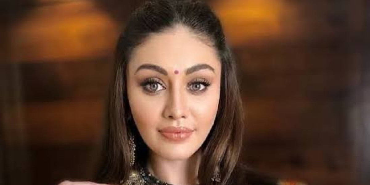 Shefali Jariwala - 'Kaanta Laga' Star - Dies at 42 | News