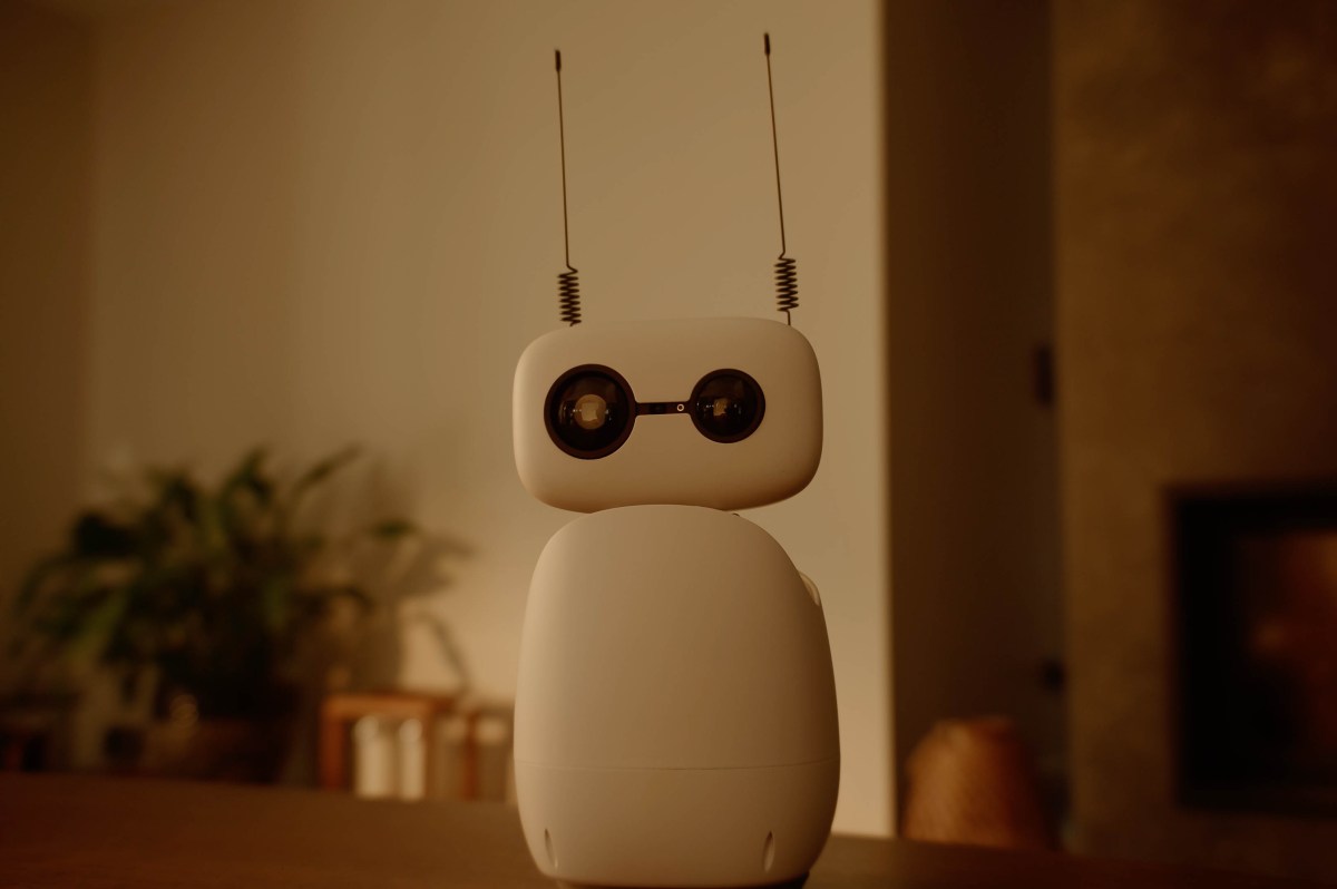 Hugging Face opens up orders for its Reachy Mini desktop robots | TechCrunch
