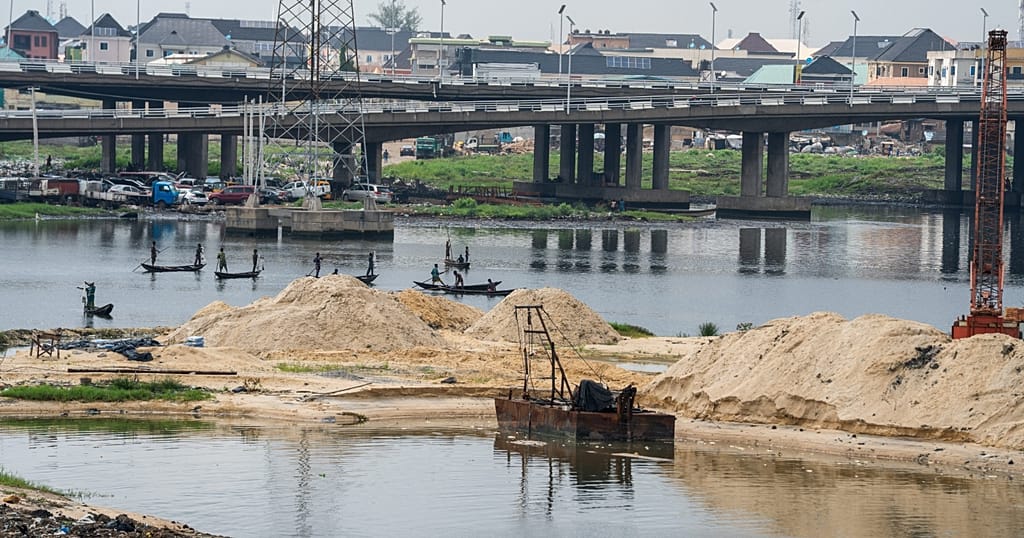 Lagos dredging boom fuels development but sinks fishing livelihoods | Africanews