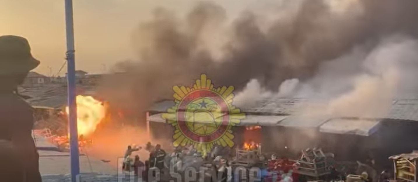 Fire breaks out at Kasoa New Market, firefighters battle blaze - MyJoyOnline