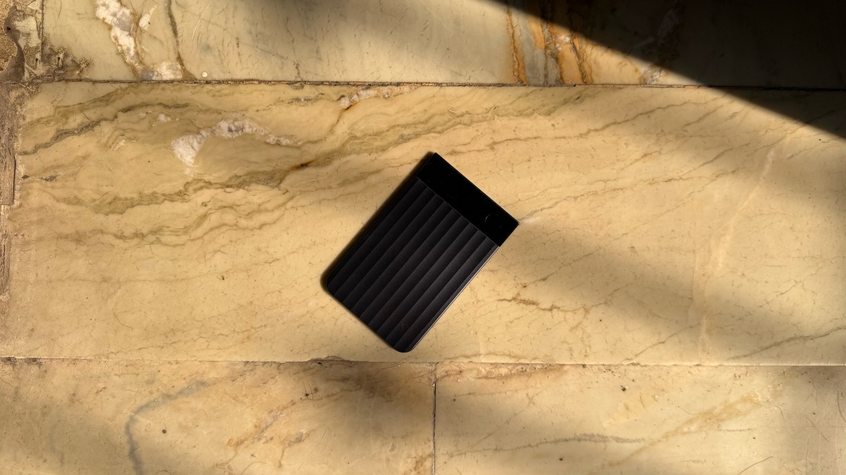 These AI notetaking devices can help you record and transcribe your meetings | TechCrunch