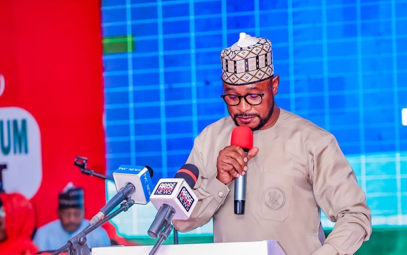 Zamfara governor donates cars to 40 Imams