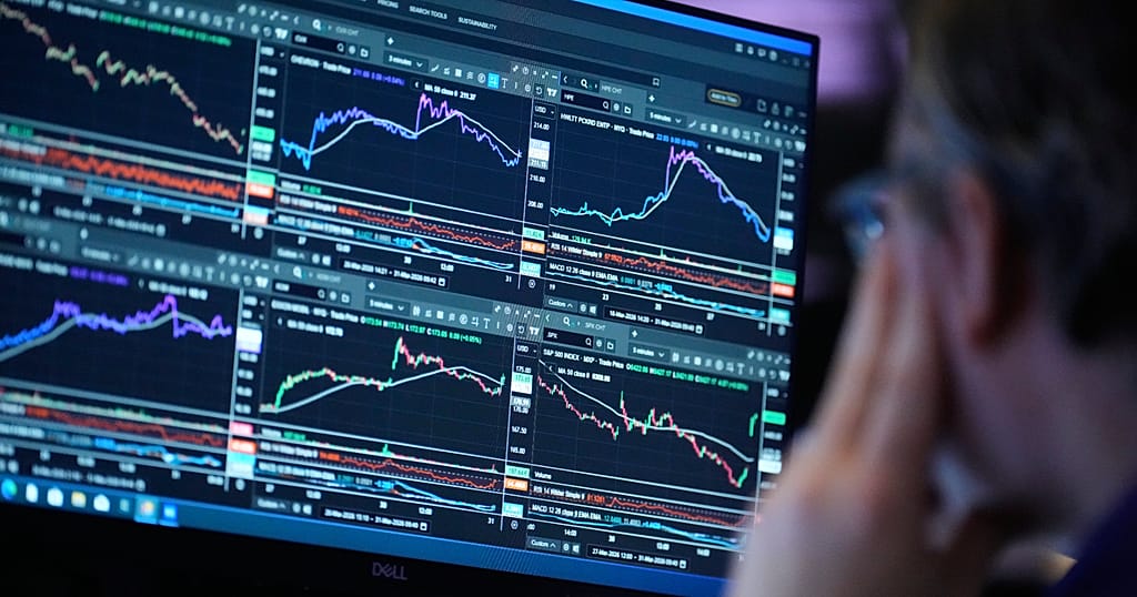 Wall Street falls, oil surges after Trump threatens more attacks on Iran | Africanews